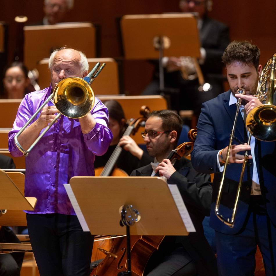 Sternzeichen-Konzert in Tonhalle: Immer neue Gipfelpunkte