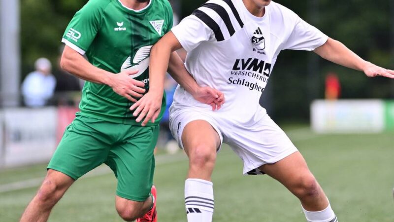 Mit „Turban“ ins Top-Spiel: Florian Mordt ist der „Auf-die-Zähne-Beißer“ des SV Budberg