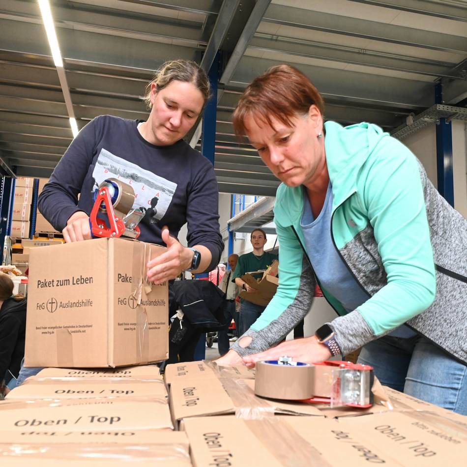 Hilfsaktion in Radevormwald: „Pakete zum Leben“ werden wieder gepackt
