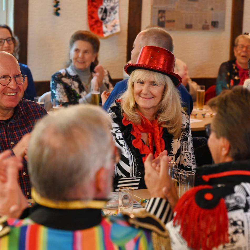 Rheinischer Frühschoppen in Wermelskirchen-Pohlhausen: Gelungener „Frühstart“ in die anstehende Karnevalssession
