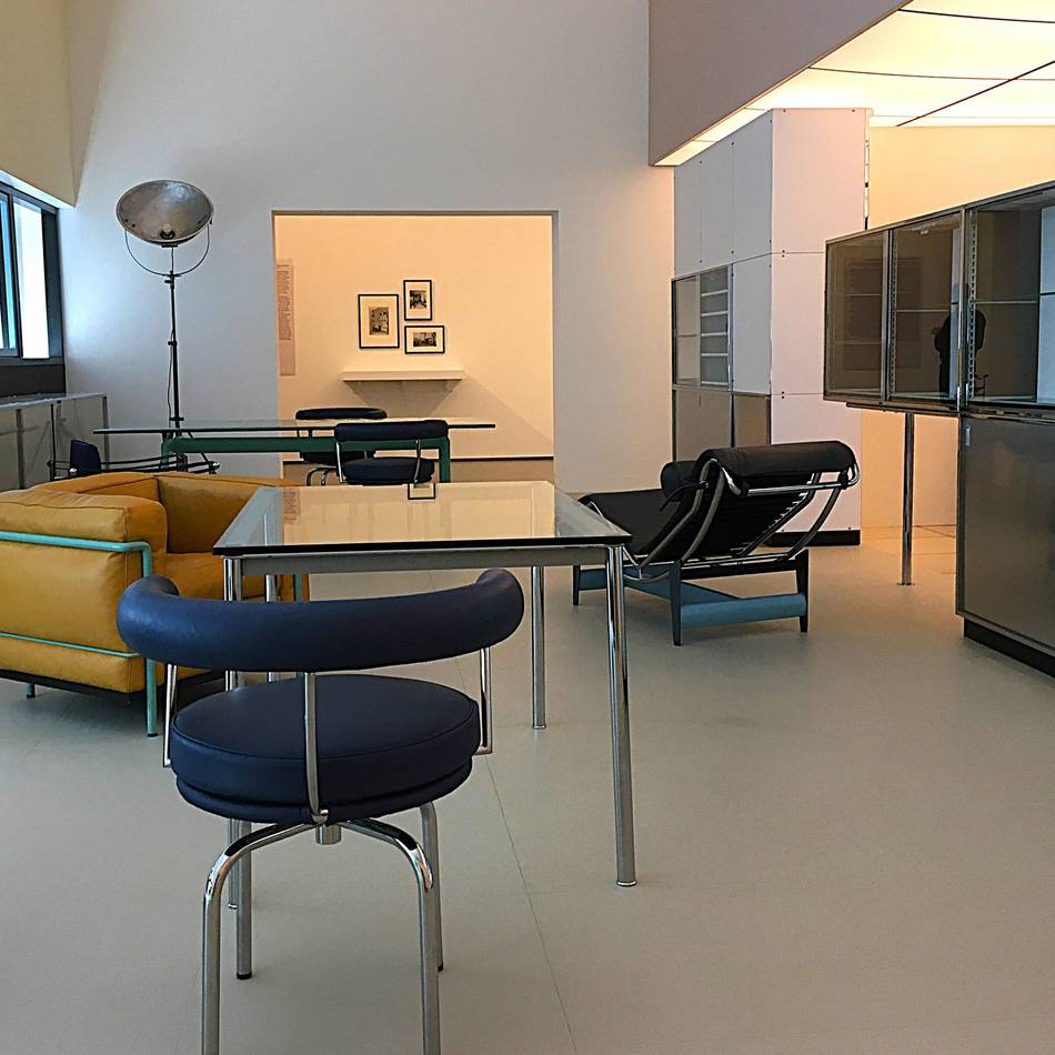 Große Retrospektive in den Kunstmuseen Krefeld: Charlotte Perriand – Pionierin des modernen Wohnens