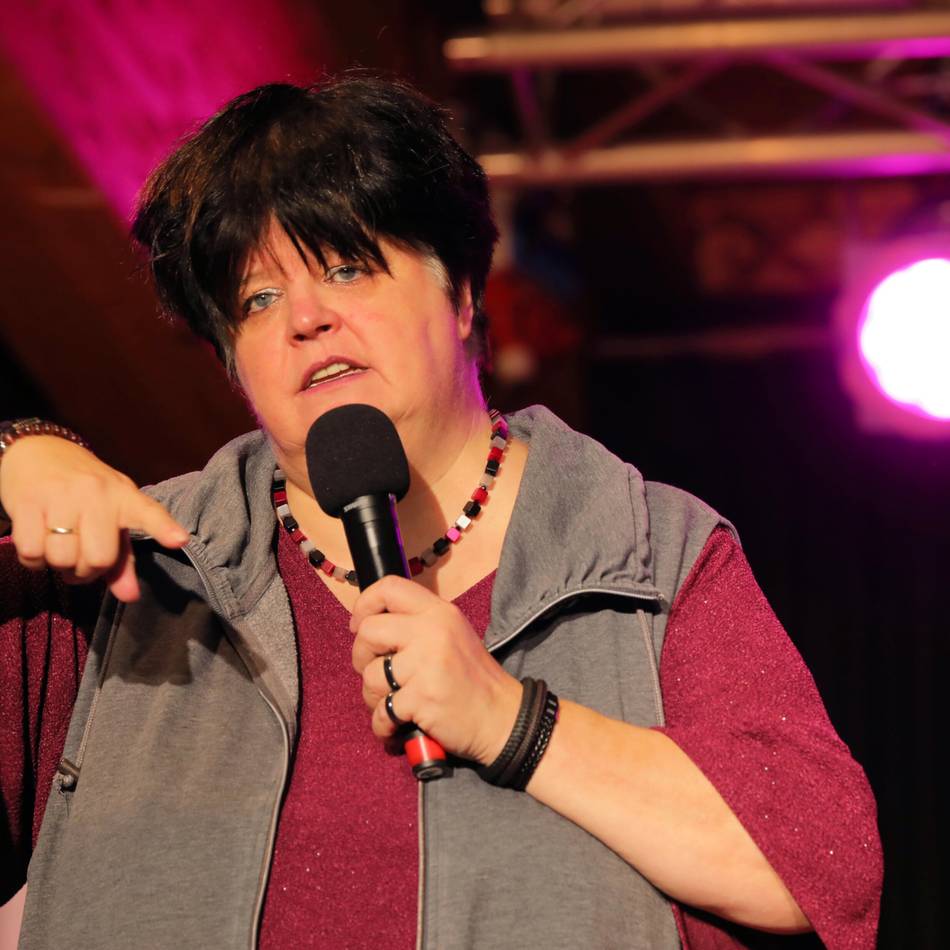 Kabarett mit Ingrid Kühne in Sonsbeck: „Nein ist ein ganzer Satz“