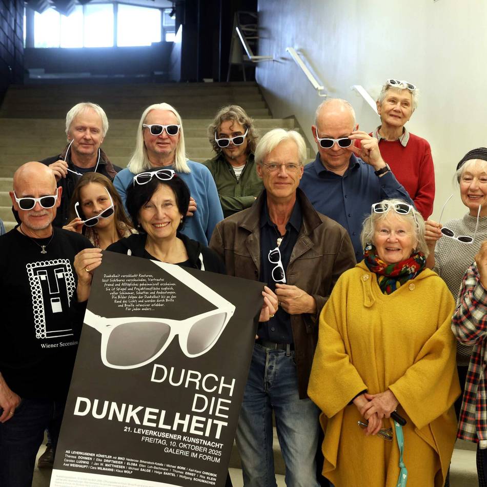 Ausstellung Leverkusener Künstler im Forum: Malerei führt bis an den Rand des Lichtes