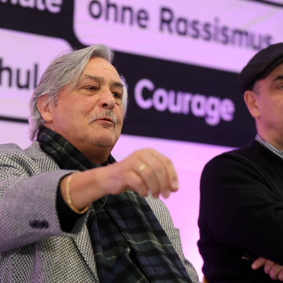 Zeitzeuge im Berufskolleg Opladen: Holocaust-Überlebender beeindruckt Jugendliche