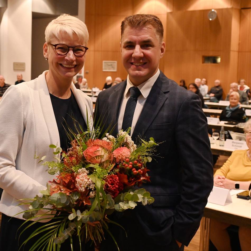 Letzte Ratssitzung 2020/25 in Wermelskirchen: Ein bescheidender Abschied – mit Dank, Demut und ohne große Feier