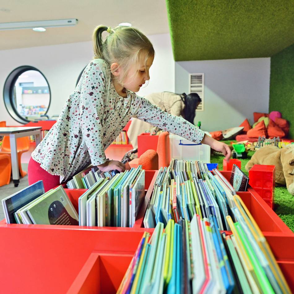 Herbstferien in Krefeld: Toben, Kino und Kultur: Das macht Kindern an Regentagen Spaß