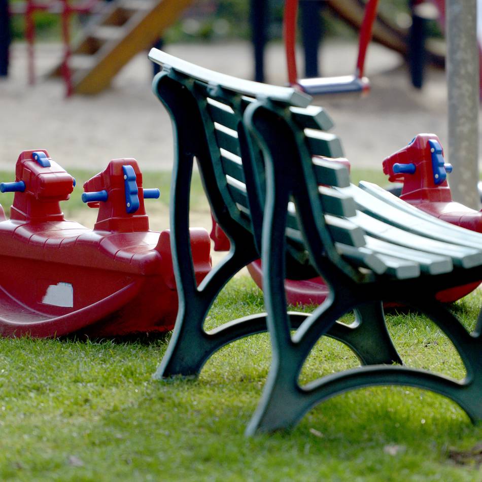 Rund 470.000 Euro fließen in die Aufwertung der Quartiersplätze in Mönchengladbach: Neue Spielgeräte für sieben Spielplätze