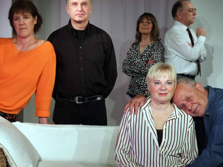 Heimat im Künstlerbunker: Studiobühne Leverkusen feiert 40. Geburtstag