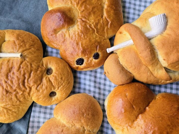 Der große Weckmann-Test 2025: „Chemisch“ bis „perfekte Mischung“ – so schmecken Dormagens Weckmänner