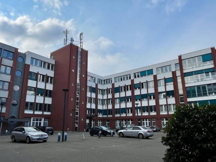 Ohne Zustimmung der Bundesagentur für Arbeit: Wartezeiten für Arbeitstitel sollen deutlich kürzer werden