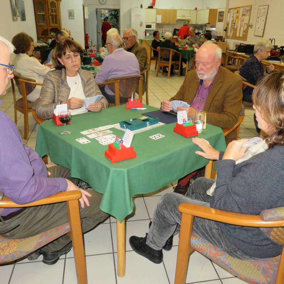 Geselligkeit in Kempen: Bridge-Club lädt zum Tag der offenen Tür