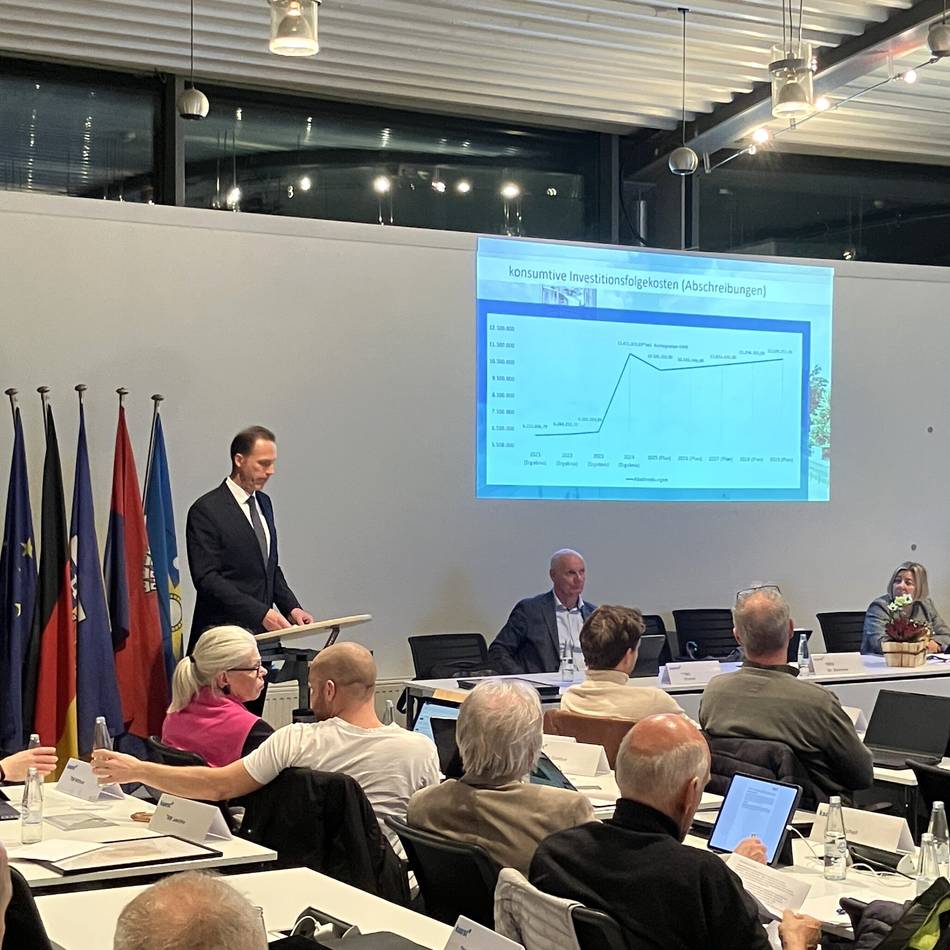 Letzte Ratssitzung der Wahlperiode: Viele Abschiede und ein düsterer Ausblick in Kaarst