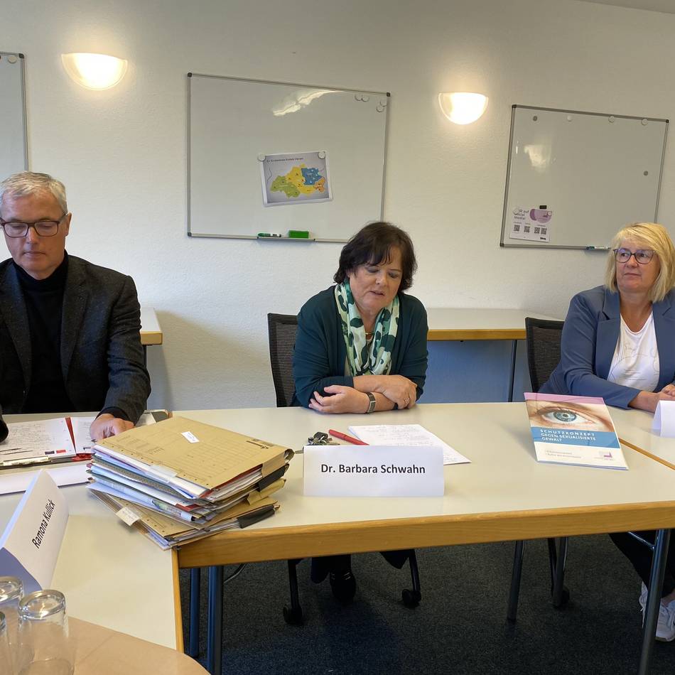 Sexualisierte Gewalt in der Kirche: Kirchenkreis Krefeld prüft mehr als 4000 Akten auf Missbrauch