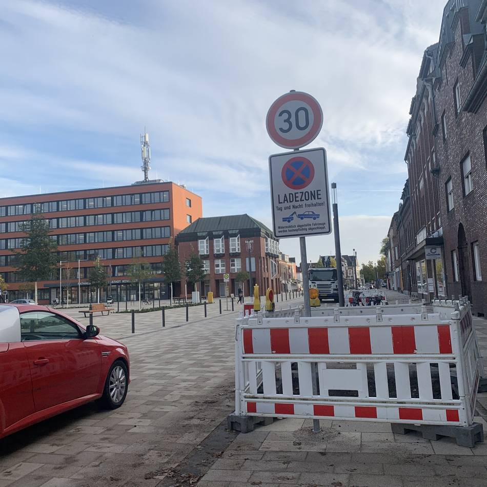Sanierung der City von Kevelaer: Keine Parkplätze mehr an der Marktstraße – Neugestaltung ist abgeschlossen