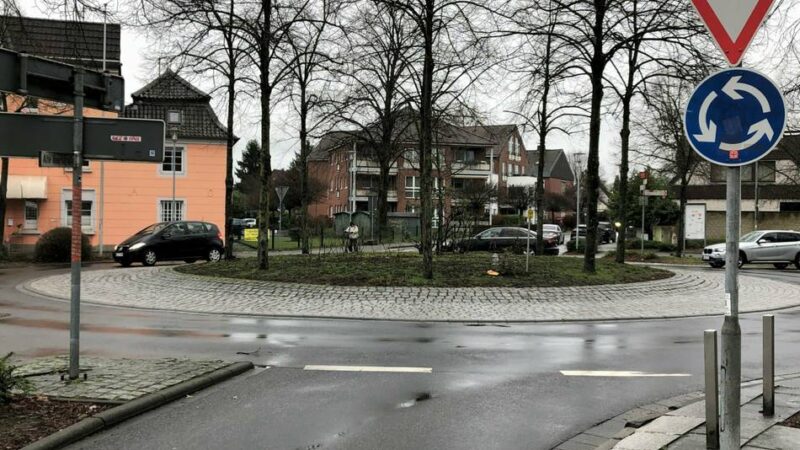 Kreisverkehr an der Maubisstraße in Kaarst: So will die Stadt die Unfallschwerpunkte entschärfen