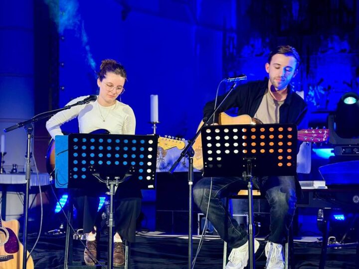 Vielfältiges Programm in Grevenbroich: Junge Menschen bringen frischen Wind in die Kirche