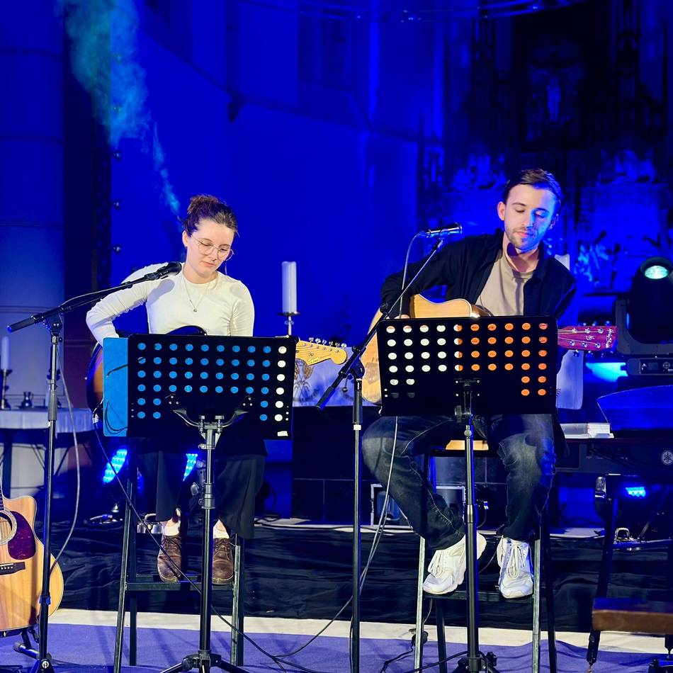 Vielfältiges Programm in Grevenbroich: Junge Menschen bringen frischen Wind in die Kirche