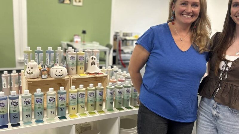 Handwerk mit Herz: Mutter-Tochter-Duo startet Keramik-Atelier in Dormagen
