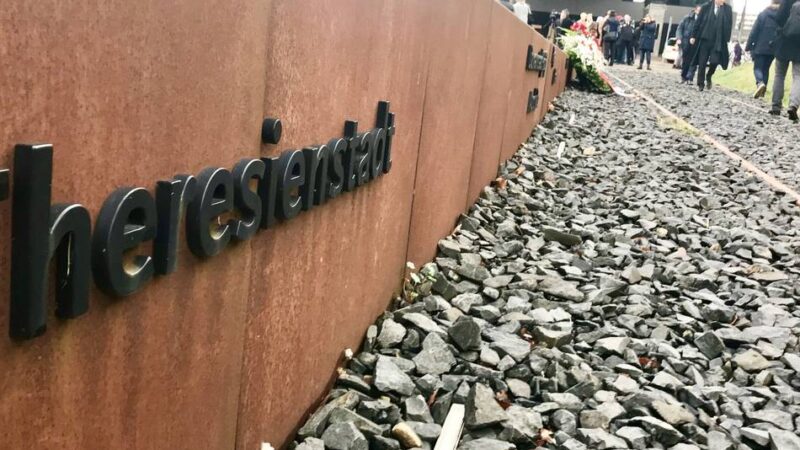 Erinnerungskultur in Düsseldorf: Deportations-Mahnmal im Maurice-Ravel-Park wird umgestaltet