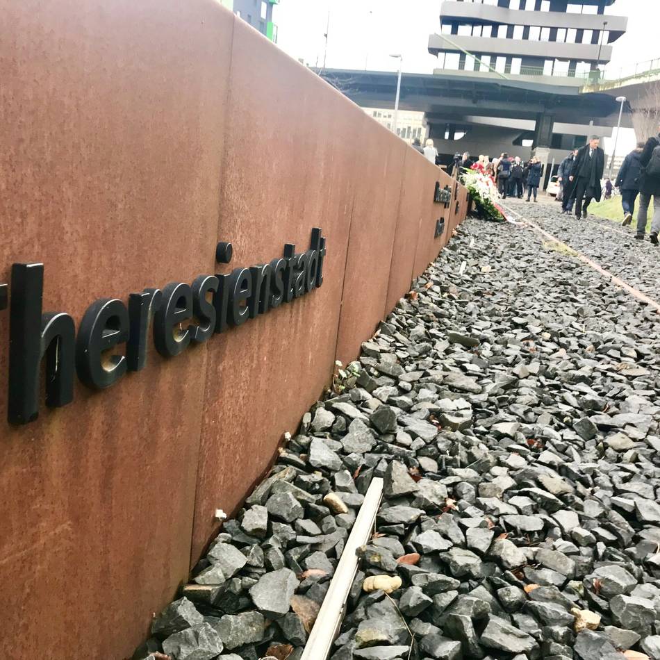 Erinnerungskultur in Düsseldorf: Deportations-Mahnmal im Maurice-Ravel-Park wird umgestaltet