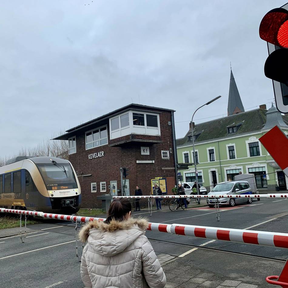 Probleme beim RE10 zwischen Kleve und Krefeld: Züge defekt – jeder zweite Niersexpress fällt Freitag aus