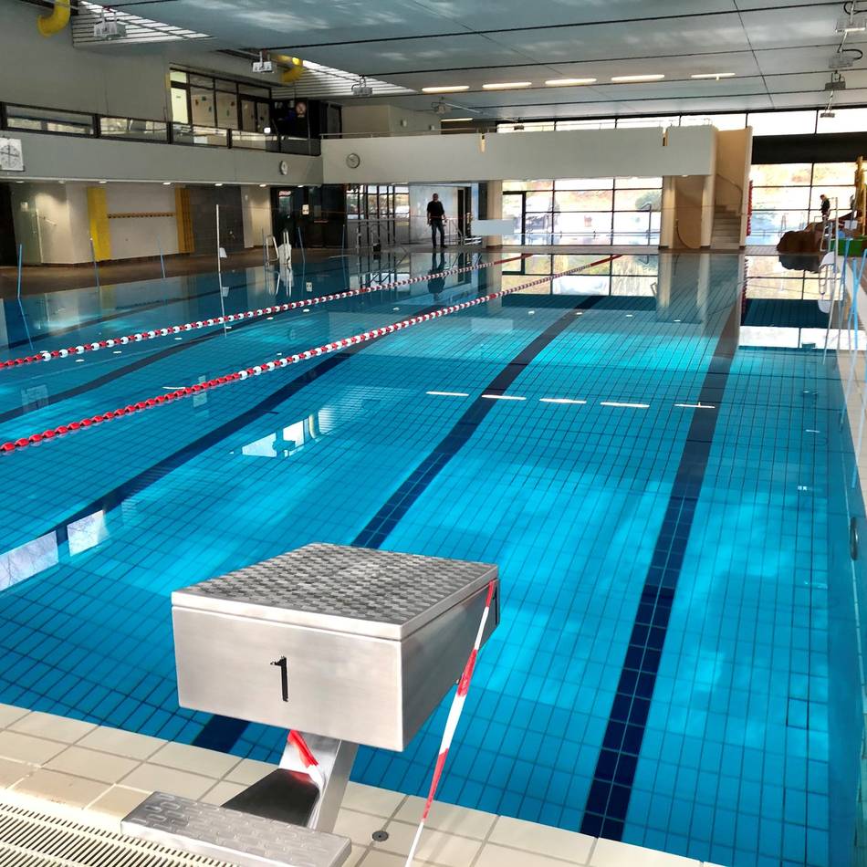 Hallenbad in Wermelskirchen: CDU verteidigt geplante KI-gestützte Badeüberwachung