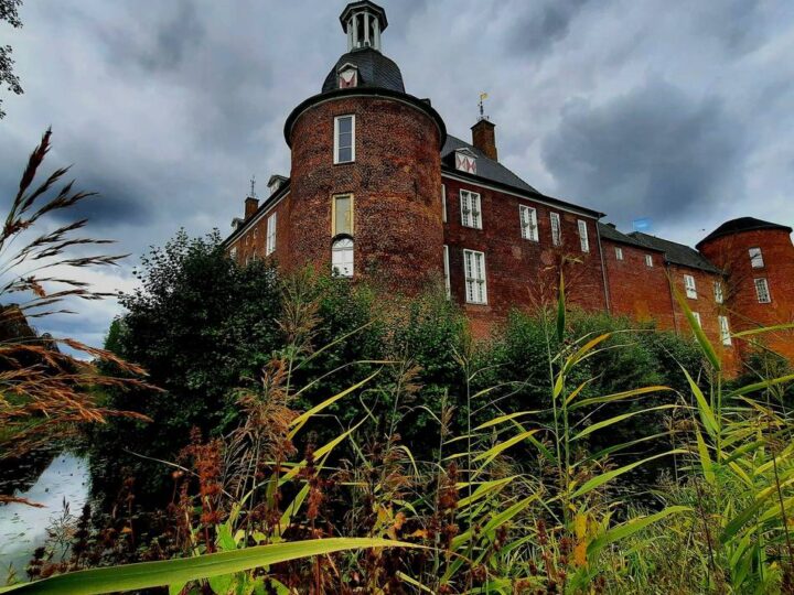 Hamminkelner wünschen sich „deutsche Küche“: Neuer Verein will Gastronomie im Schloss Ringenberg wiederbeleben