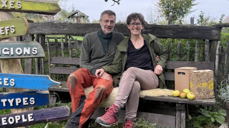Ertrag von Hückeswagener Streuobstwiese: Große Apfelernte in Maisdörpe erbringt 208 Liter Saft