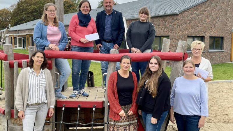 Gute Tat in Alpen: Annemarie-Mäckler-Stiftung spendet an Alpener Kindertagesstätten