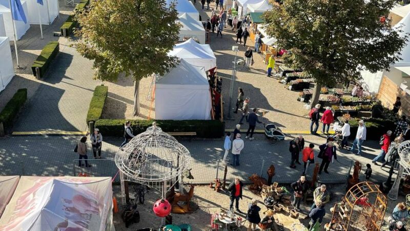 Mehr als 55 Aussteller auf der Rennbahn: Was der Krefelder Herbstzauber in diesem Jahr bietet