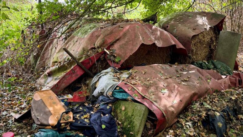Trauriger Fall in Neuss: DNA-Test liefert keine Erkenntnisse zu dem Toten im Zelt
