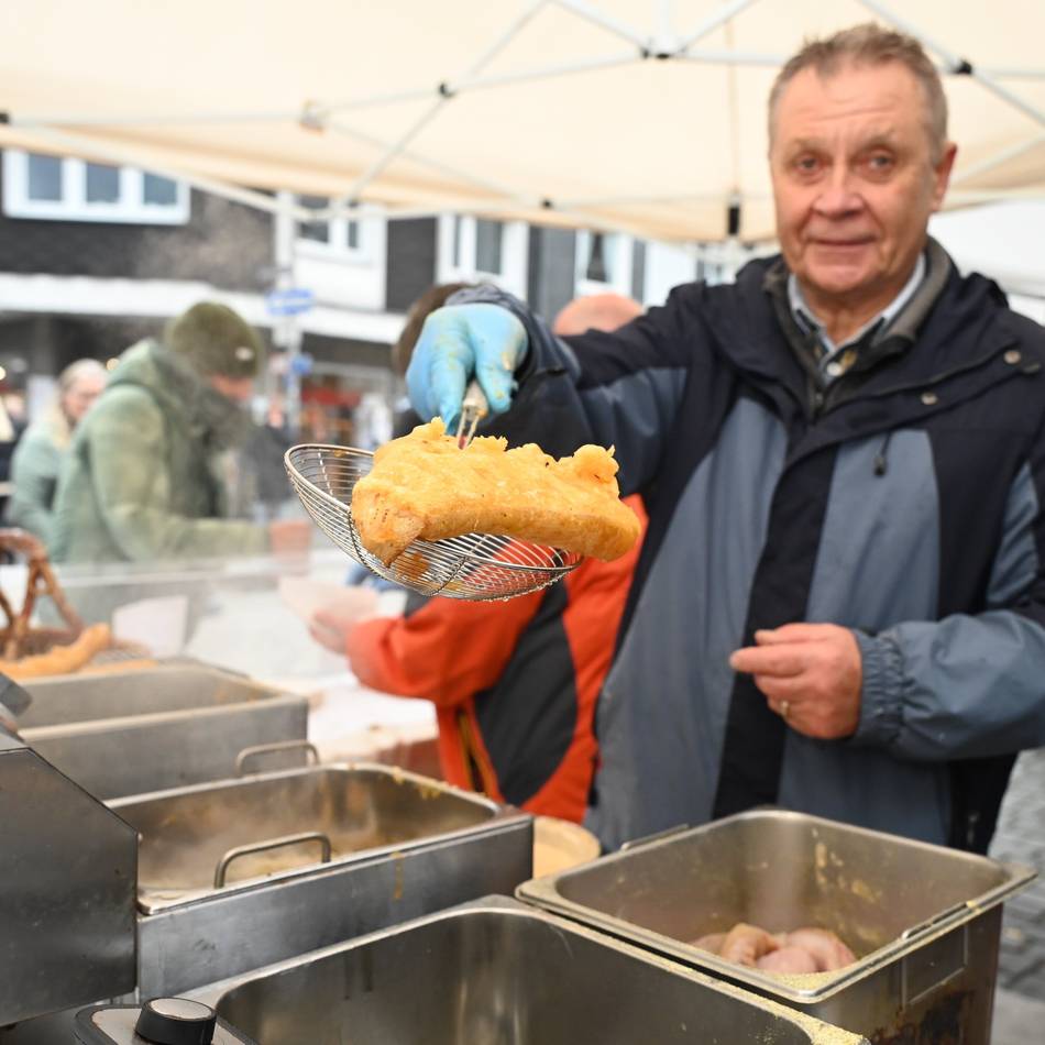 Verkaufsoffener Sonntag in Wermelskirchen: „à la carte“ mit windigem Beigeschmack