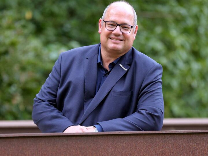 Politik in Leverkusen: Neuer Stadtrat konstituiert sich am Montag