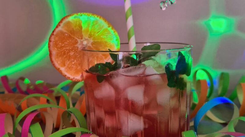 Unbekannte kippen Dülkenerin K.o.-Tropfen ins Glas: Lenas Halloween-Albtraum