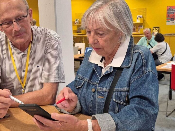 Unterstützung für Senioren: Digitalpaten helfen gern und kostenfrei