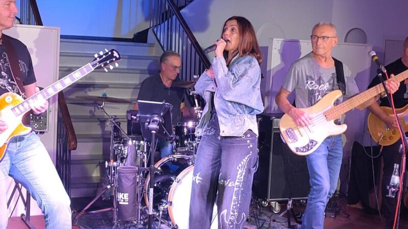 „Nexxt Level“ erstmals zu Gast in Hückeswagen: Als das Kultur-Haus Zach zu „Rock am Ring“ wurde