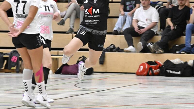 Klarer Derbysieg in der Handball-Oberliga: Rheydter TV schlägt personalgeplagte Wegbergerinnen deutlich