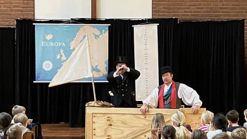 Gruppe „Pindakaas“ begeistert Kaarster Grundschüler: Eine musikalische Reise quer durch Europa
