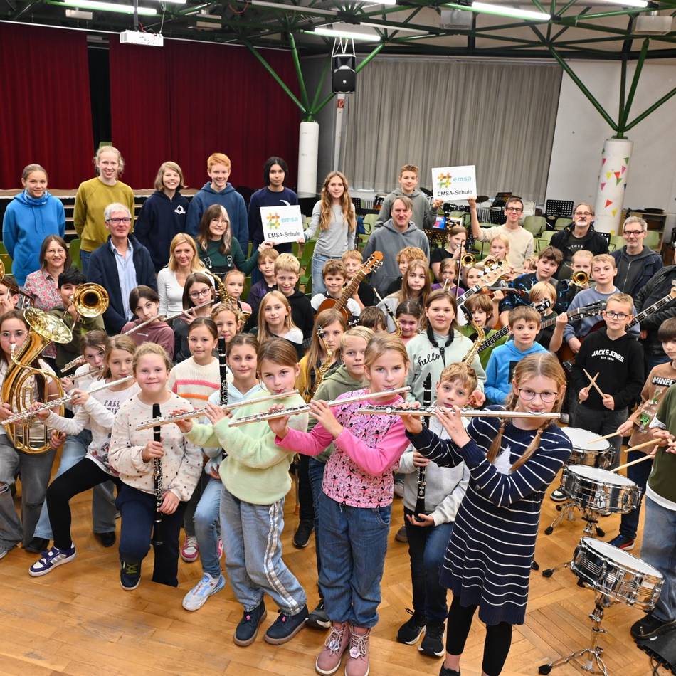 Gymnasium in Wipperfürth: Viel Musik und Tanz im Schulalltag – EvB ist jetzt EMSA-zertifizierte Schule