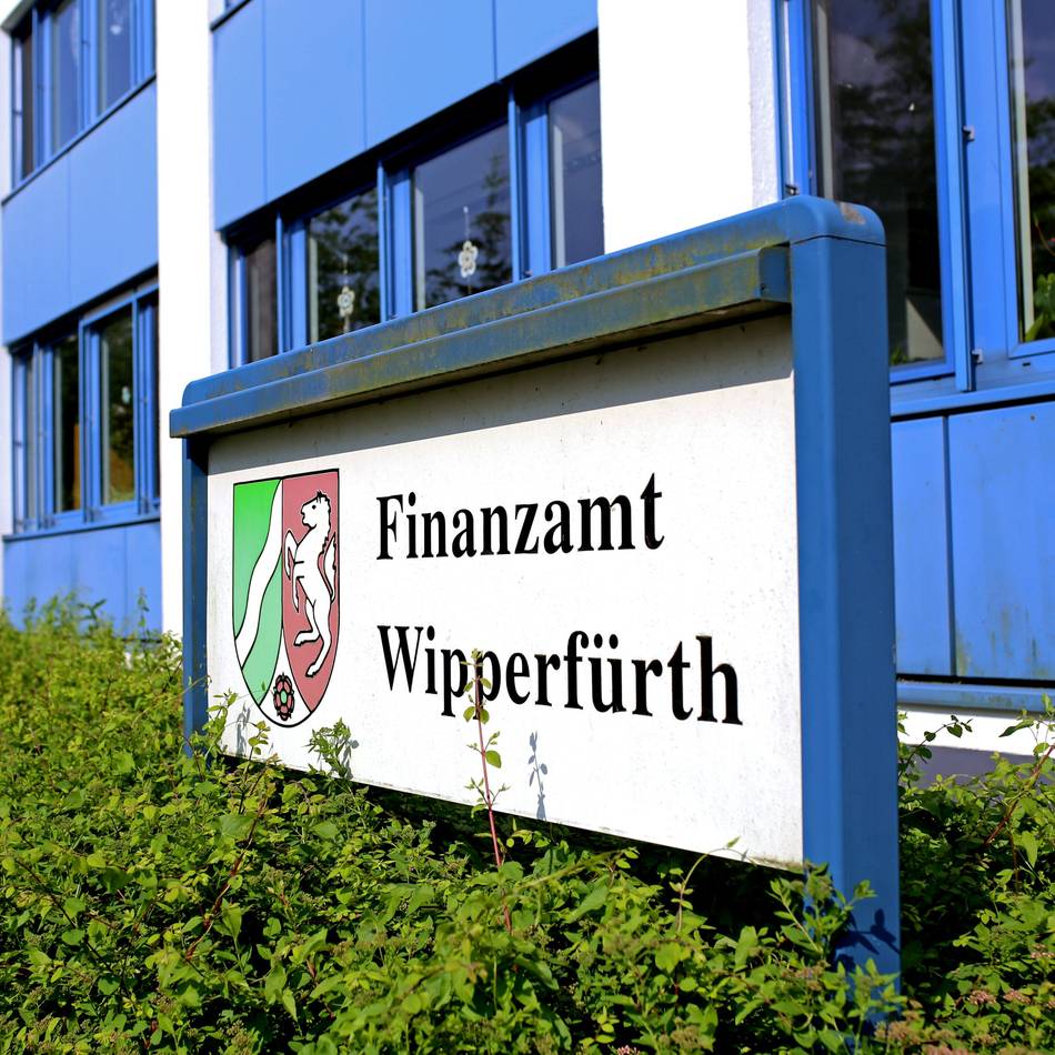 Finanzamt in Wipperfürth: Kunden sollen Erfahrungen nach einem Kontakt mitteilen