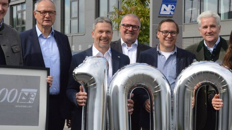 100 Jahre Messerfabrik Neuenkamp in Hückeswagen: Ein frohes Fest nach stürmischen Zeiten