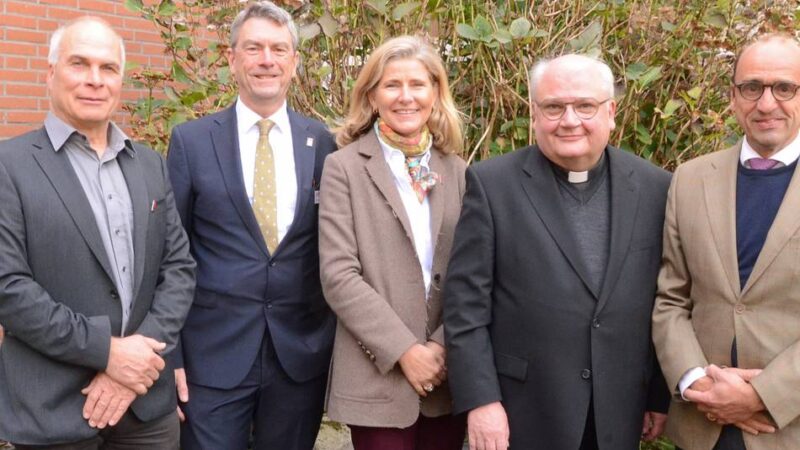 Wahrzeichen der Stadt: Bauhütte informiert über Arbeiten am Xantener Dom