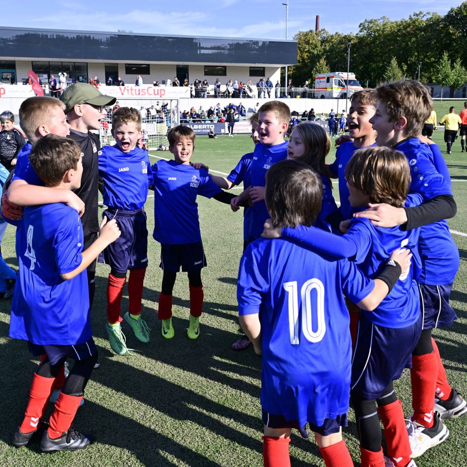 Beliebtes Grundschul-Fußballturnier: Die Annaschule gewinnt den Vituscup 2025