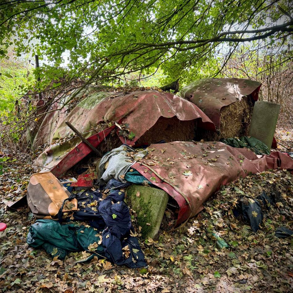 Nach Skelettfund in Neuss: Zelt von Totem noch immer nicht entfernt