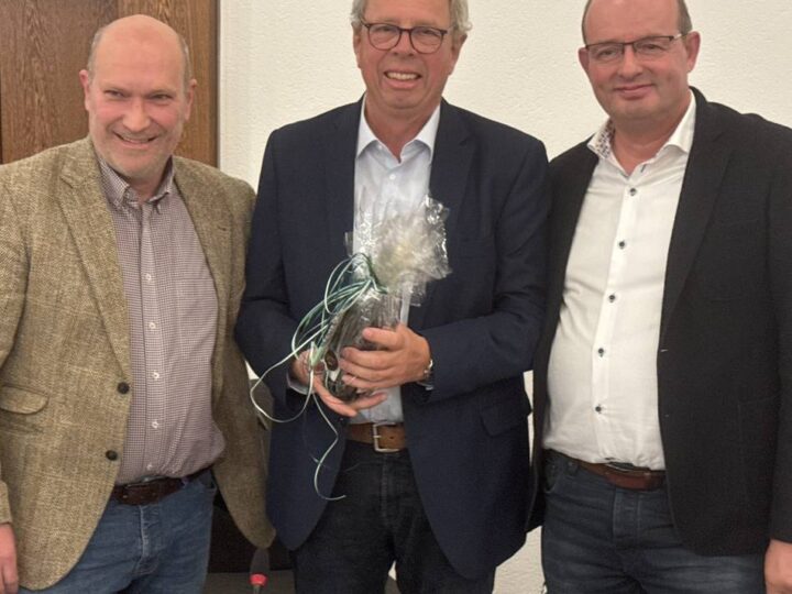 „Eine Ära geht zu Ende“: Pankraz Gasseling nach 21 Jahren im Stadtrat verabschiedet