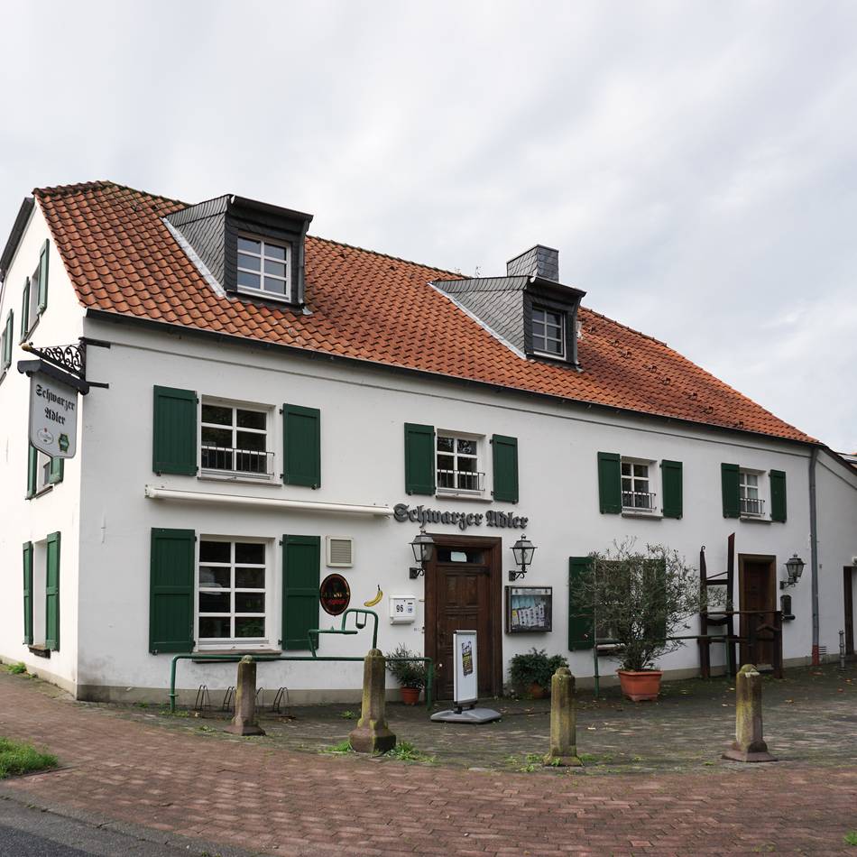 Halloween-Party in Rheinberg: Am Freitag ist Grusel-Alarm im Schwarzen Adler angesagt