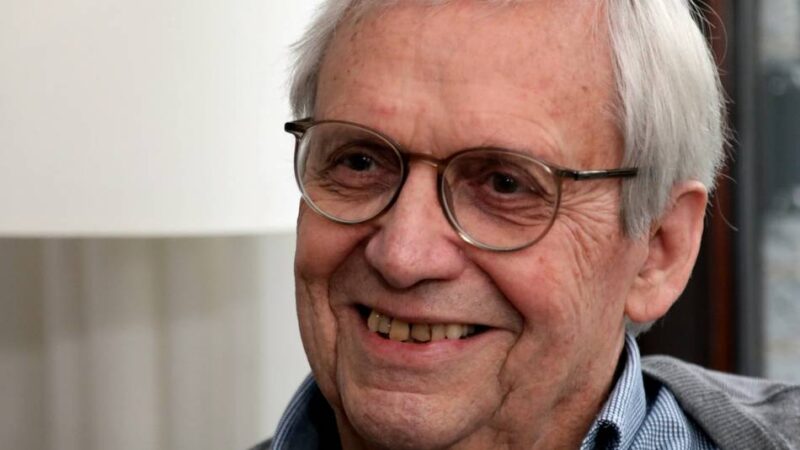 Mit Siegfried Zilske aus Rheinberg: Leseabend-Reihe zum Thema Jahrhundertromane beginnt