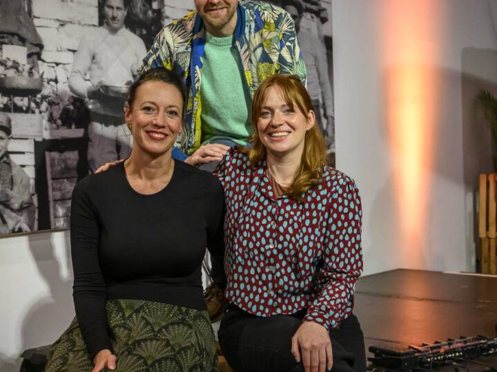 Comedy-Nacht in Holzbüttgen: Publikum nach holprigem Start zufrieden
