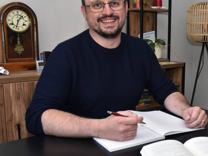 Horror-Weihnachtsgeschichte aus Dormagen: „Ich zeige euch jetzt mal literarische Relevanz“