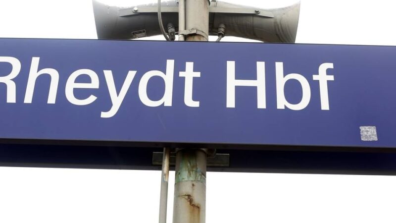 In Mönchengladbach: Arbeiter von Zug erfasst – das Rätsel um Gleis 3